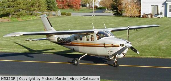 N533DR, Cessna P210N Pressurised Centurion C/N P21000584, On Display