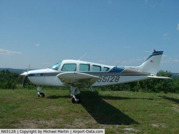 N65128, 1982 Beech C24R C/N MC-783, On Display