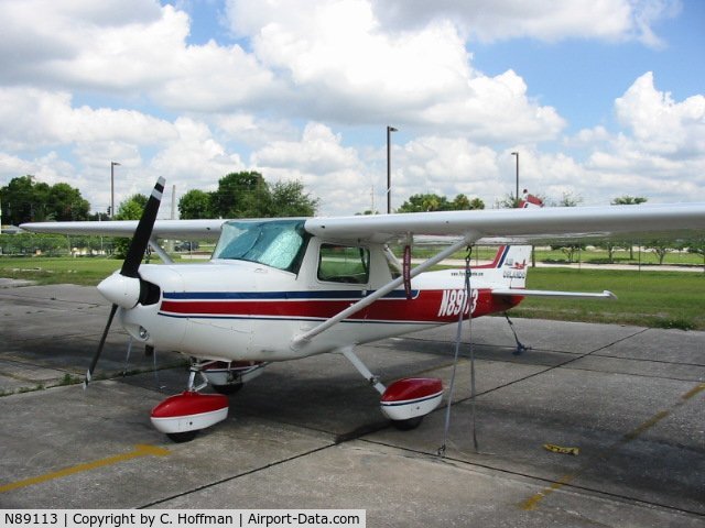 N89113, 1978 Cessna 152 C/N 15282637, N89113