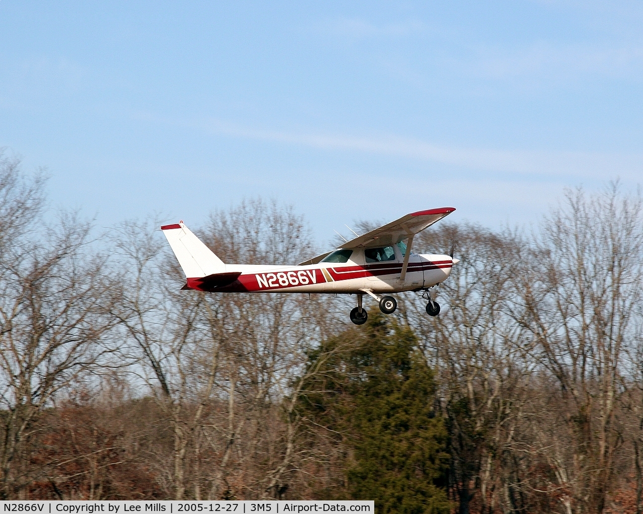 N2866V, 1974 Cessna 150M C/N 15076304, Practicing in the pattern at Moontown