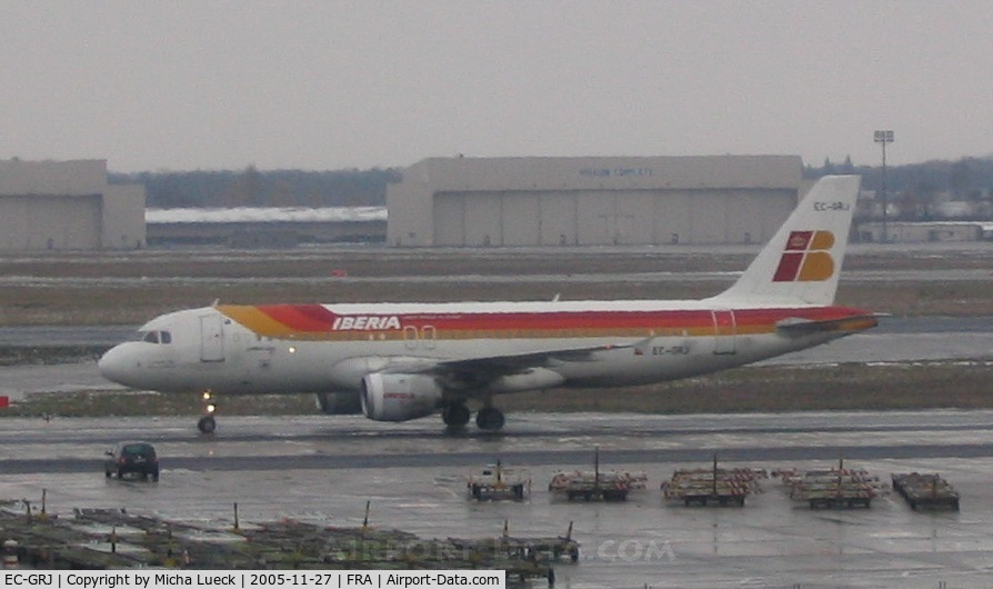 EC-GRJ, 1991 Airbus A320-211 C/N 246, Arriving from sunny Spain in snowy Frankfurt...