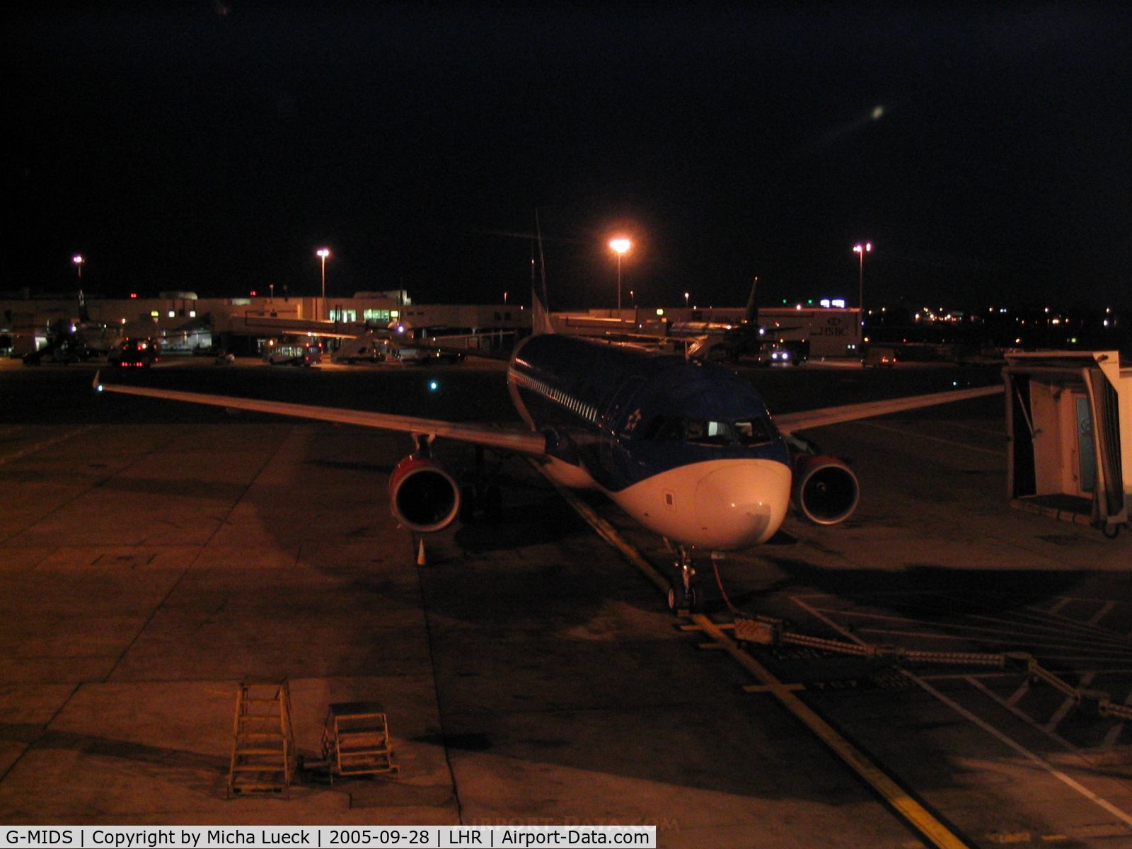G-MIDS, 2001 Airbus A320-232 C/N 1424, A very early start at Heathrow. bmi's A320 shortly to be off to Palma de Mallorca/Spain