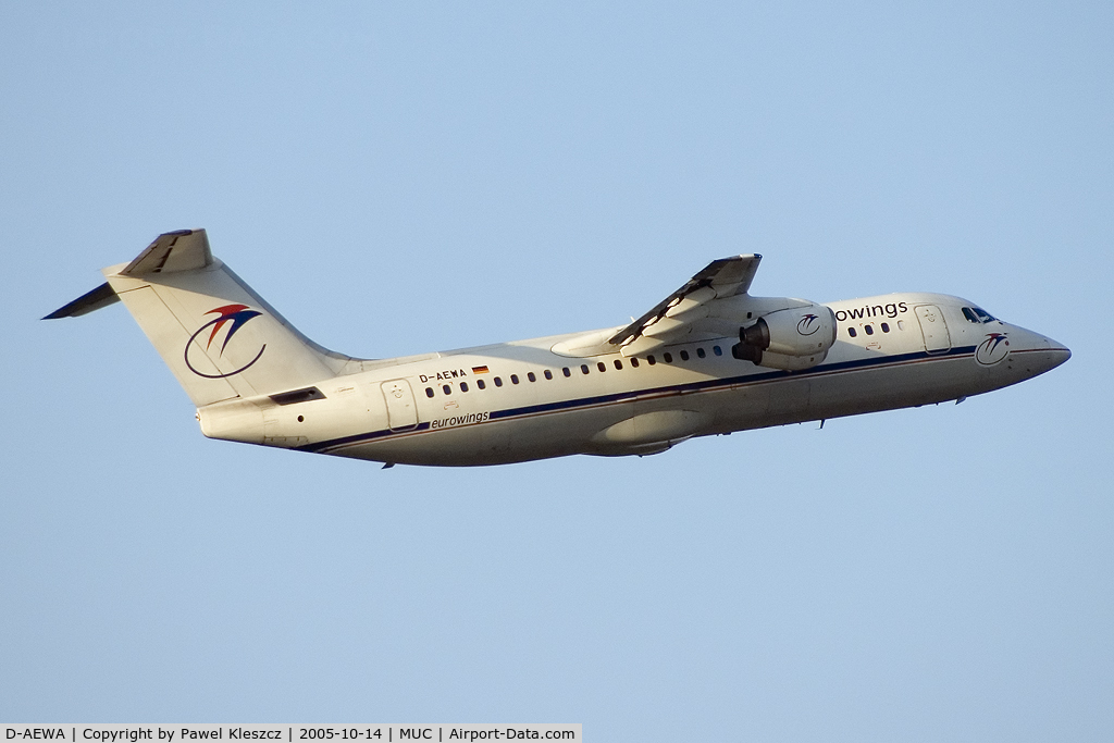 D-AEWA, 1990 British Aerospace BAe.146-300A C/N E3163, climbing