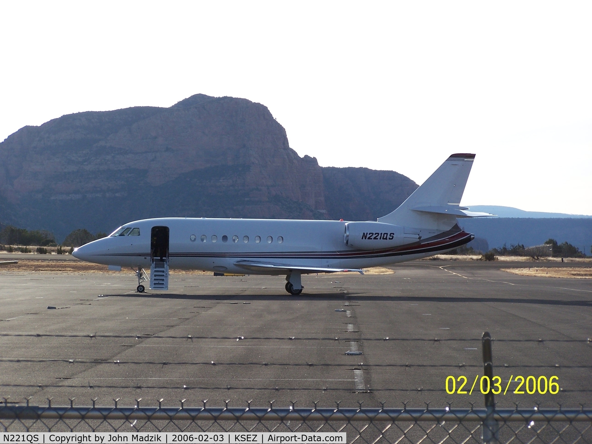 N221QS, 2004 Dassault Falcon 2000EX C/N 54, Sedona Airport