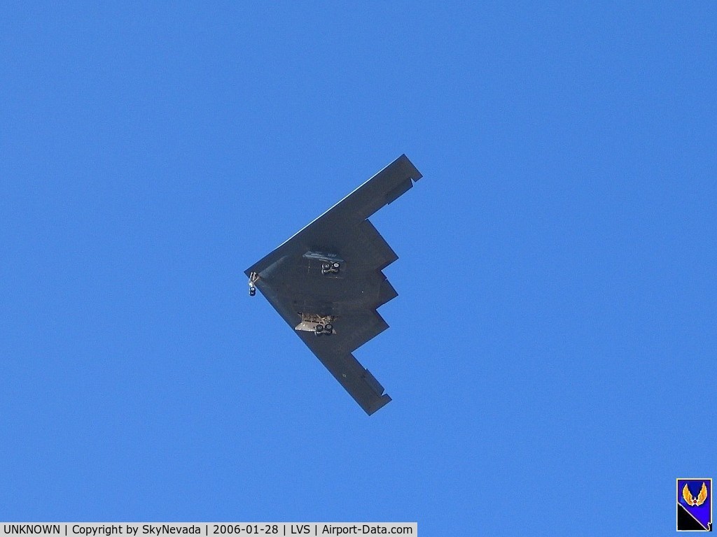 UNKNOWN, Northrop Grumman B-2A Spirit C/N unknown, 5 miles out from Nellis. Canon G5 Powershot handheld @ 4x.