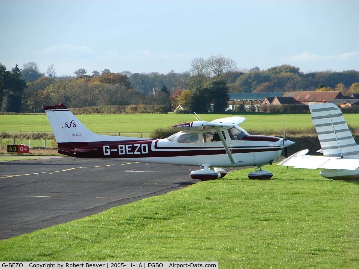 G-BEZO, 1976 Reims F172M ll Skyhawk C/N 1392, Cessna F172M (Halfpenny Green)