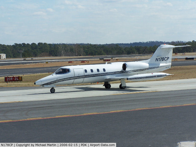 N178CP, 1975 Gates Learjet 35 C/N 005, Taxing back from flight