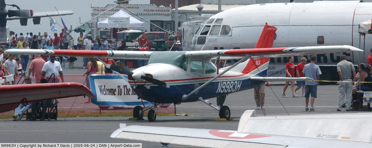 N9983H, 1982 Cessna 182R Skylane C/N 18268161, Local CAP plane at the Danville Va. Skyfest 2005