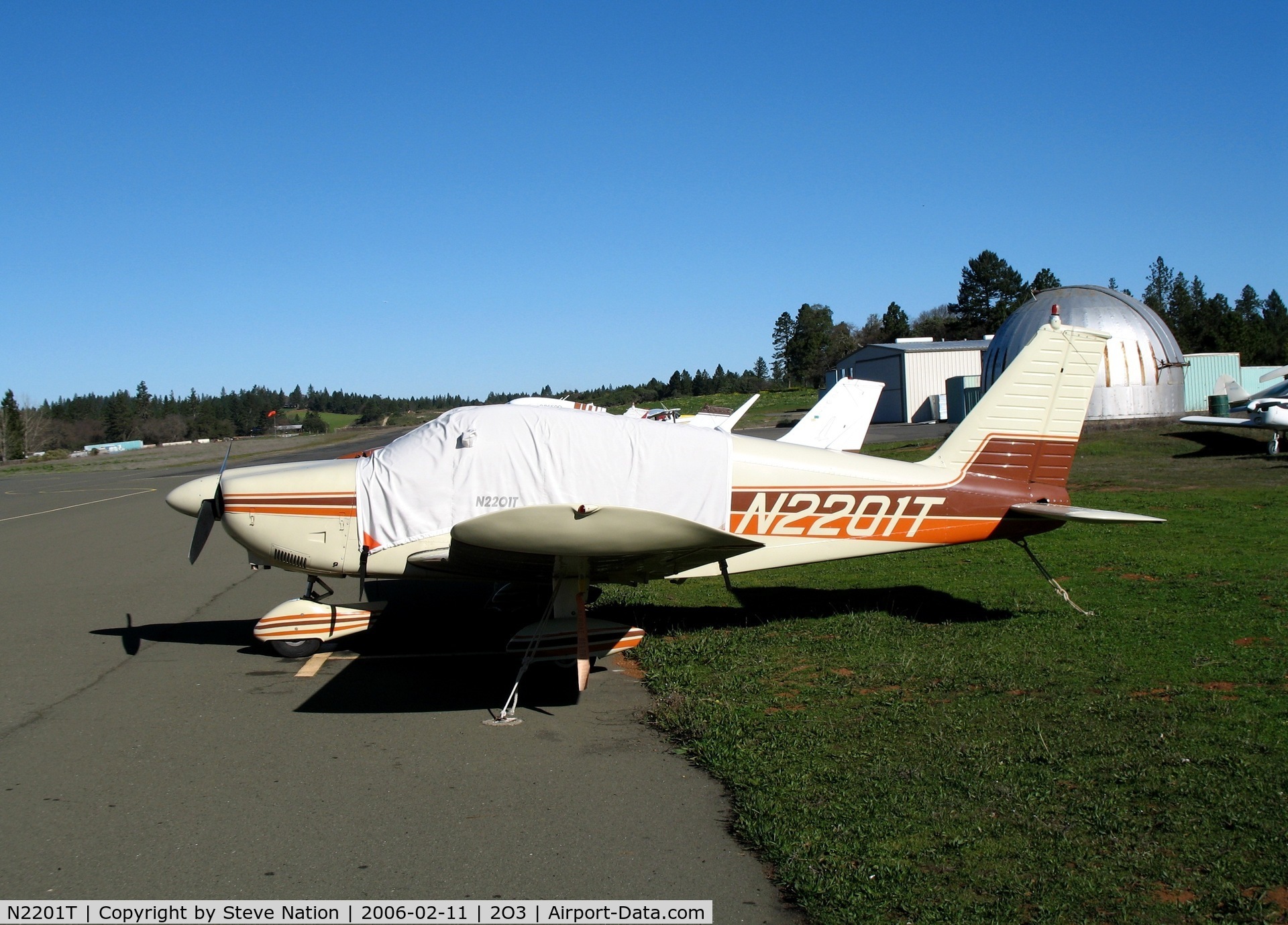 N2201T, 1971 Piper PA-28-180 C/N 28-7105182, 1971 Piper PA-28-180 at Parrett Field (Angwin), CA