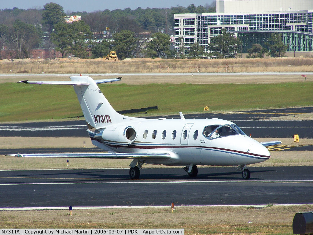 N731TA, 2000 Raytheon Aircraft Company 400A C/N RK-273, Taxing to Mercury Air Center