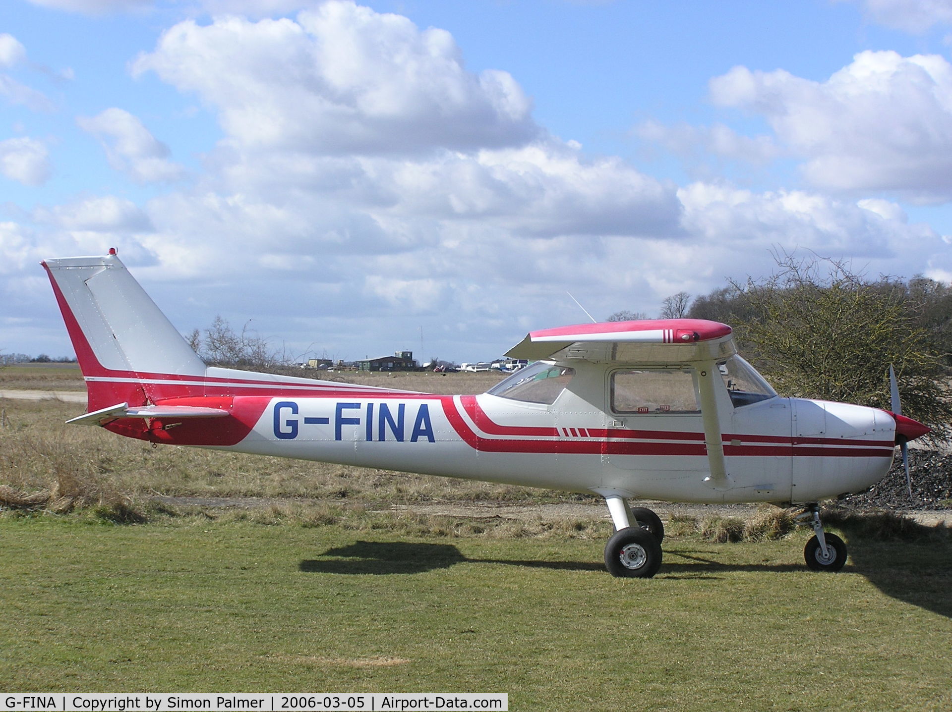 G-FINA, 1972 Reims F150L C/N 0826, Cessna 150 at Enstone