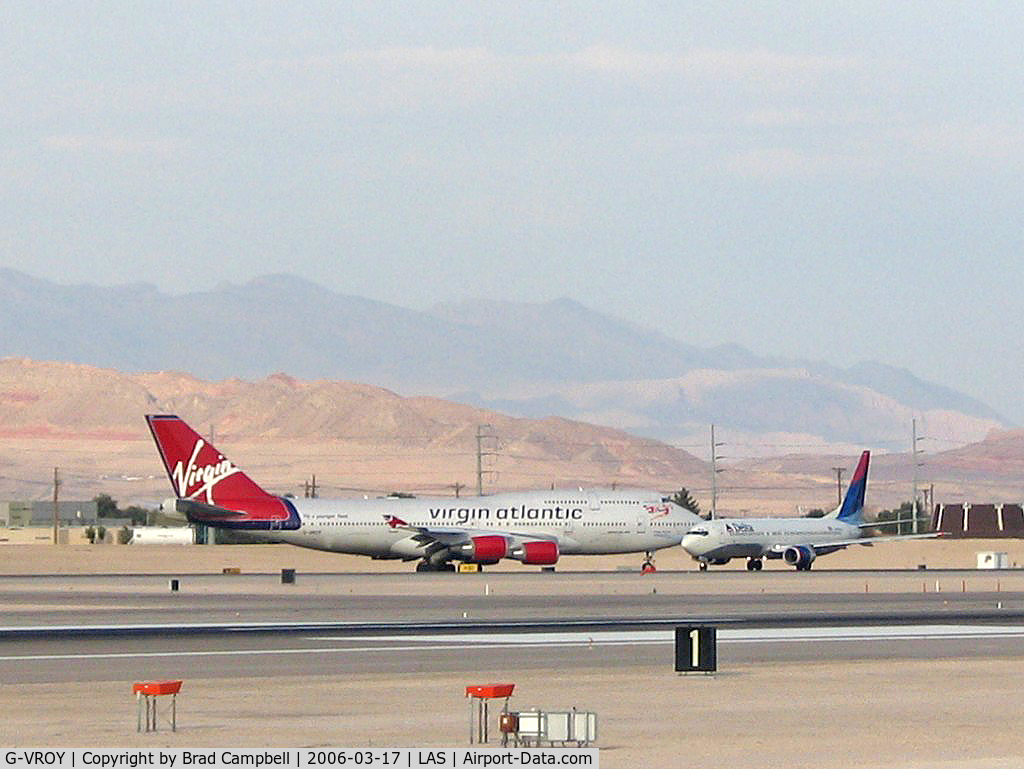 G-VROY, 2001 Boeing 747-443 C/N 32340, Virgin Atlantic (G-VROY) / 2001 Boeing Company BOEING 747-443 / 'Get outta the way kid!'