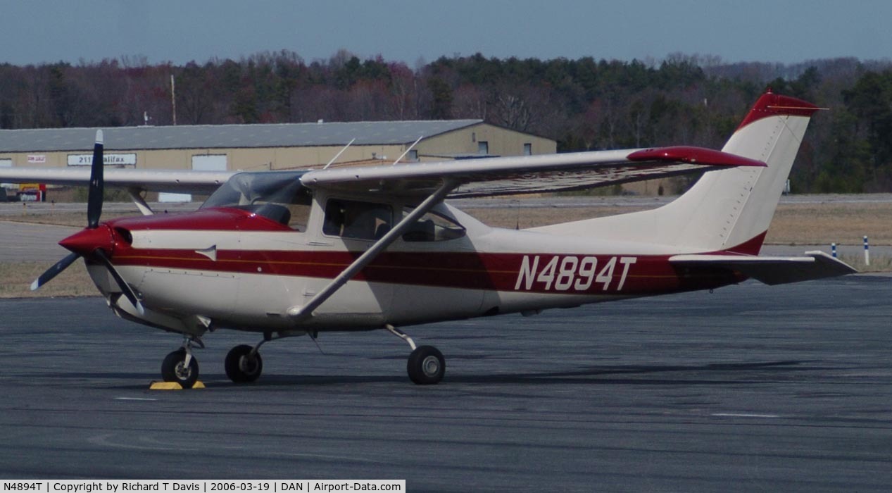 N4894T, 1981 Cessna R182 Skylane RG C/N R18201782, parked at Danville Regional