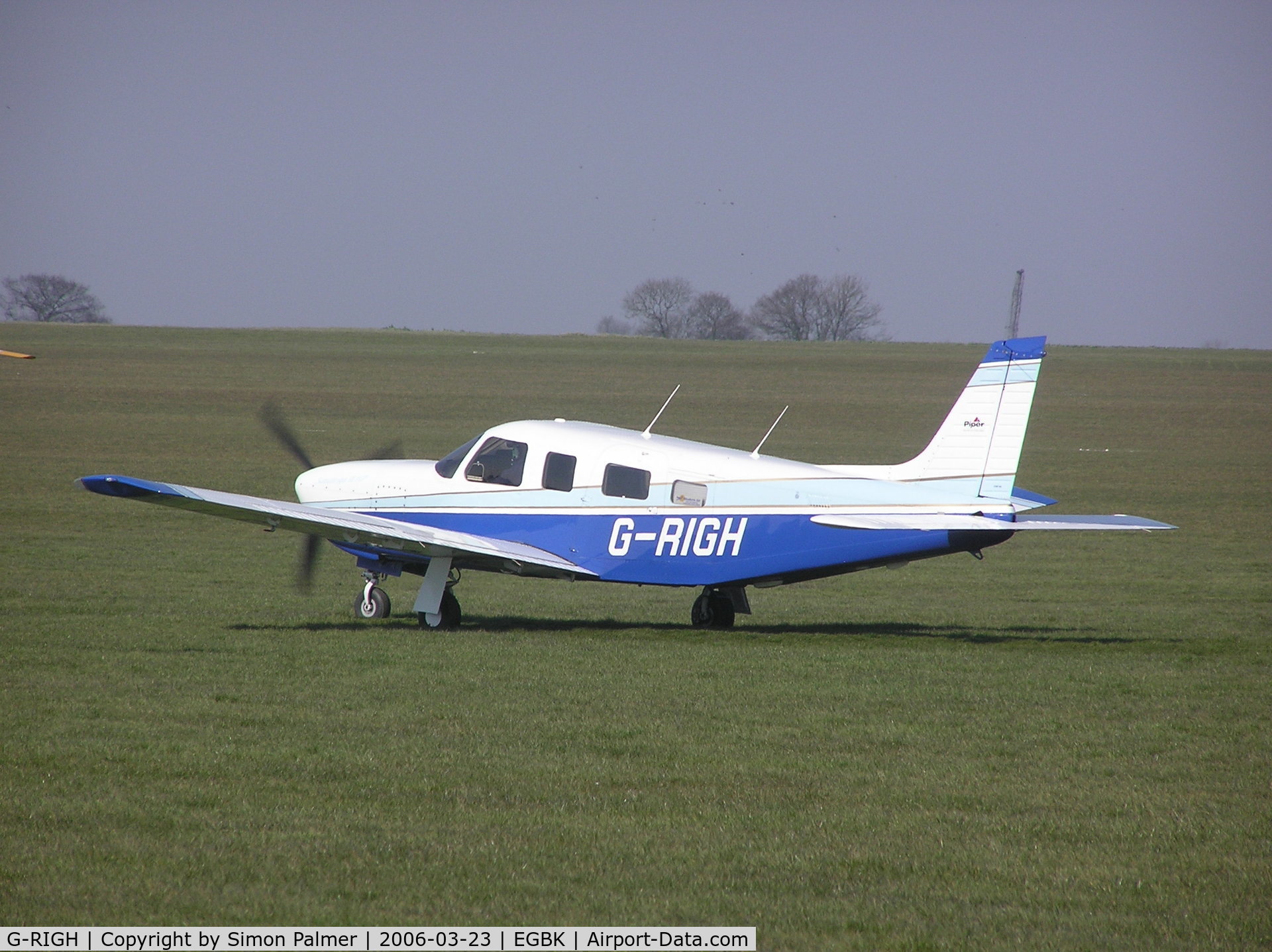 G-RIGH, 1998 Piper PA-32R-301 Saratoga II HP C/N 3246123, PA32 at Sywell