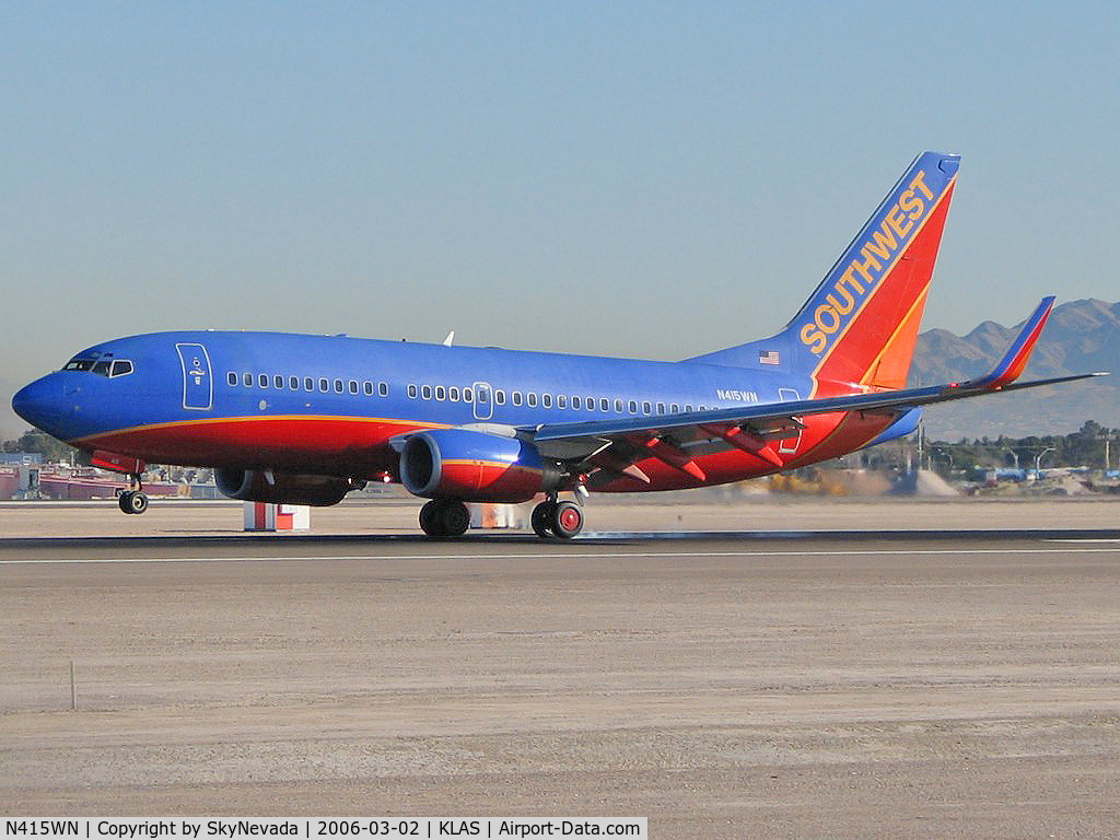 N415WN, 2001 Boeing 737-7H4 C/N 29836, Southwest Airlines / 2001 Boeing 737-7H4 / Windy Day
