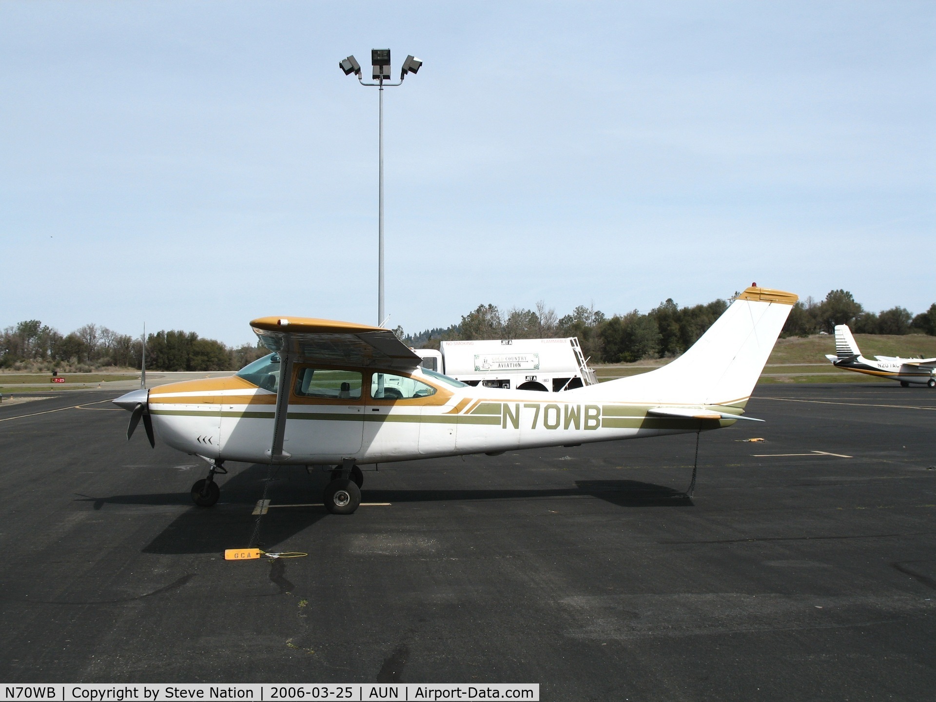 N70WB, 1967 Cessna 182K Skylane C/N 18257978, 1967 Cessna 182K at Auburn Municipal Airport, CA
