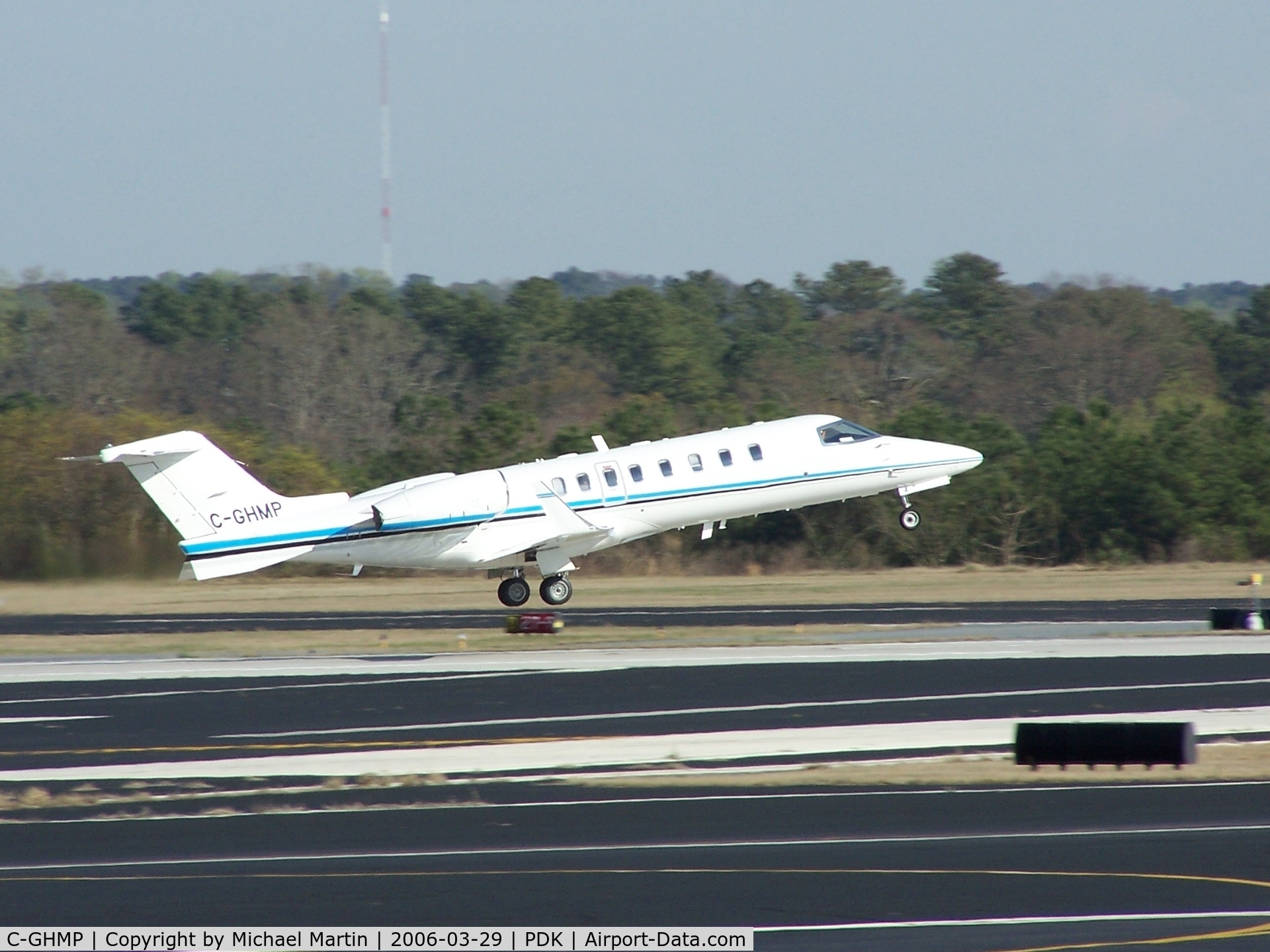 C-GHMP, 2001 Learjet 45 C/N 183, Departing PDK enroute to CYSG