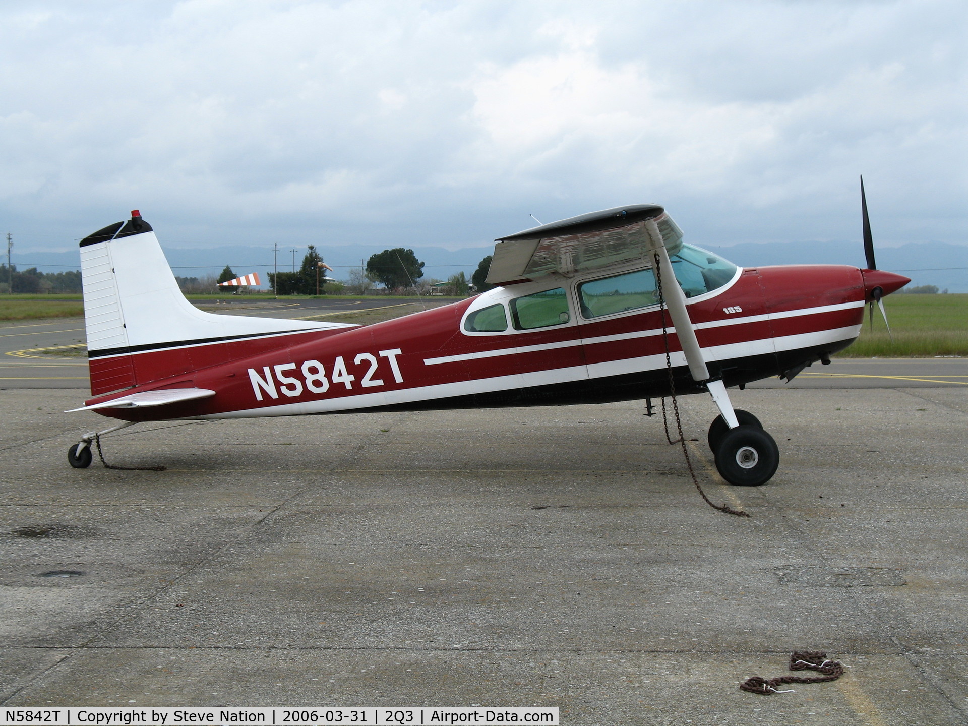N5842T, 1964 Cessna 185C Skywagon C/N 185-0742, Visiting from Walnut Grove @ Yolo County Airport, Woodland, CA