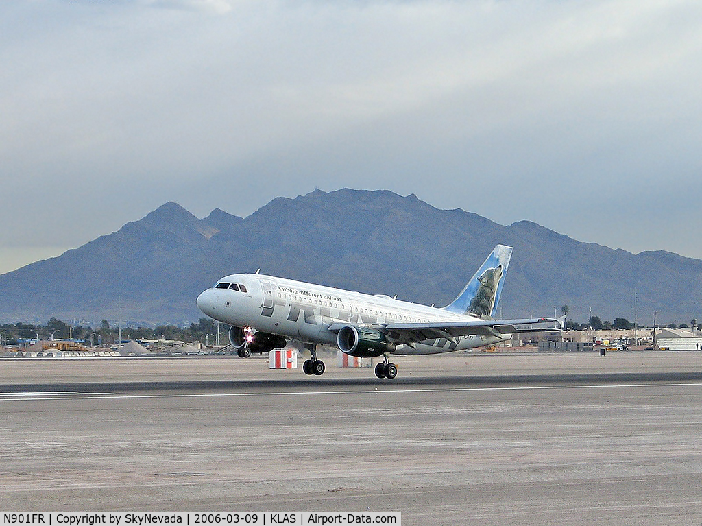 N901FR, 2001 Airbus A319-111 C/N 1488, Frontier Airlines - 'Wolf' / 2001 Airbus Industrie A319-112