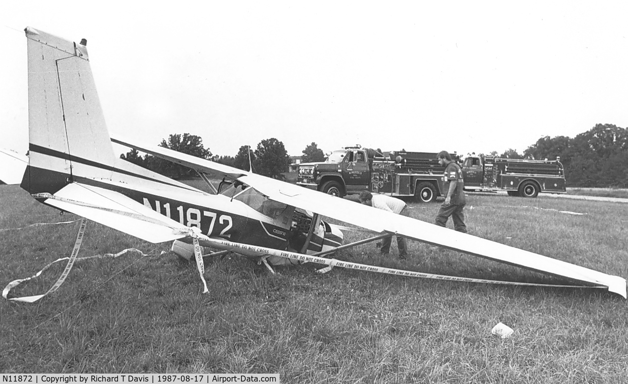 N11872, Cessna 150L C/N 15075676, Cessna 150L crash Aug.17,1987 4 miles from Danville Regional Airport