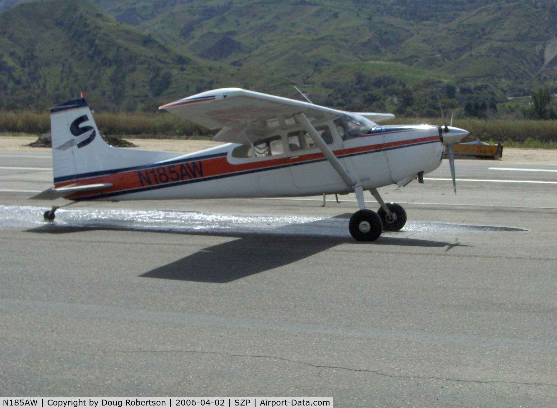 N185AW, Cessna A185F Skywagon 185 C/N 18504227, Cessna A 185F SKYWAGON, tri-blade prop, taxi to Runway 04