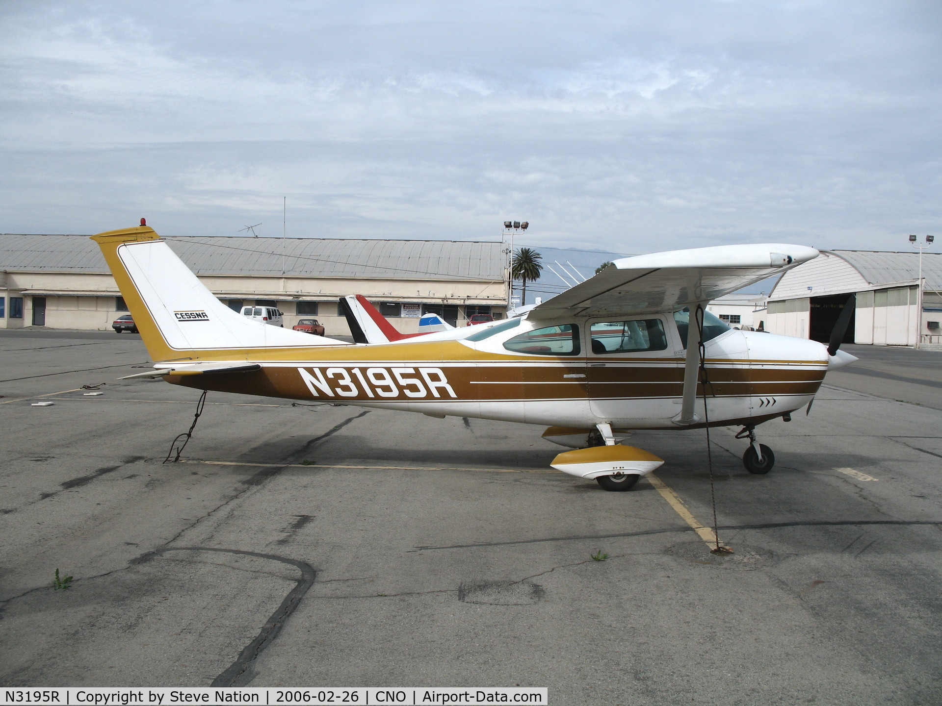 N3195R, 1967 Cessna 182L Skylane C/N 18258595, 1967 Cessna 182L @ Chino Municipal Airport, CA