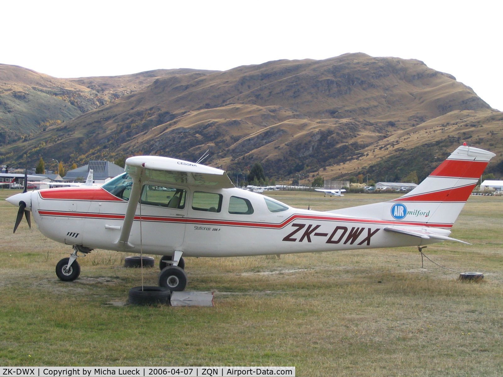 ZK-DWX, Cessna U206F Stationair C/N U20602641, In Queenstown, New Zealand