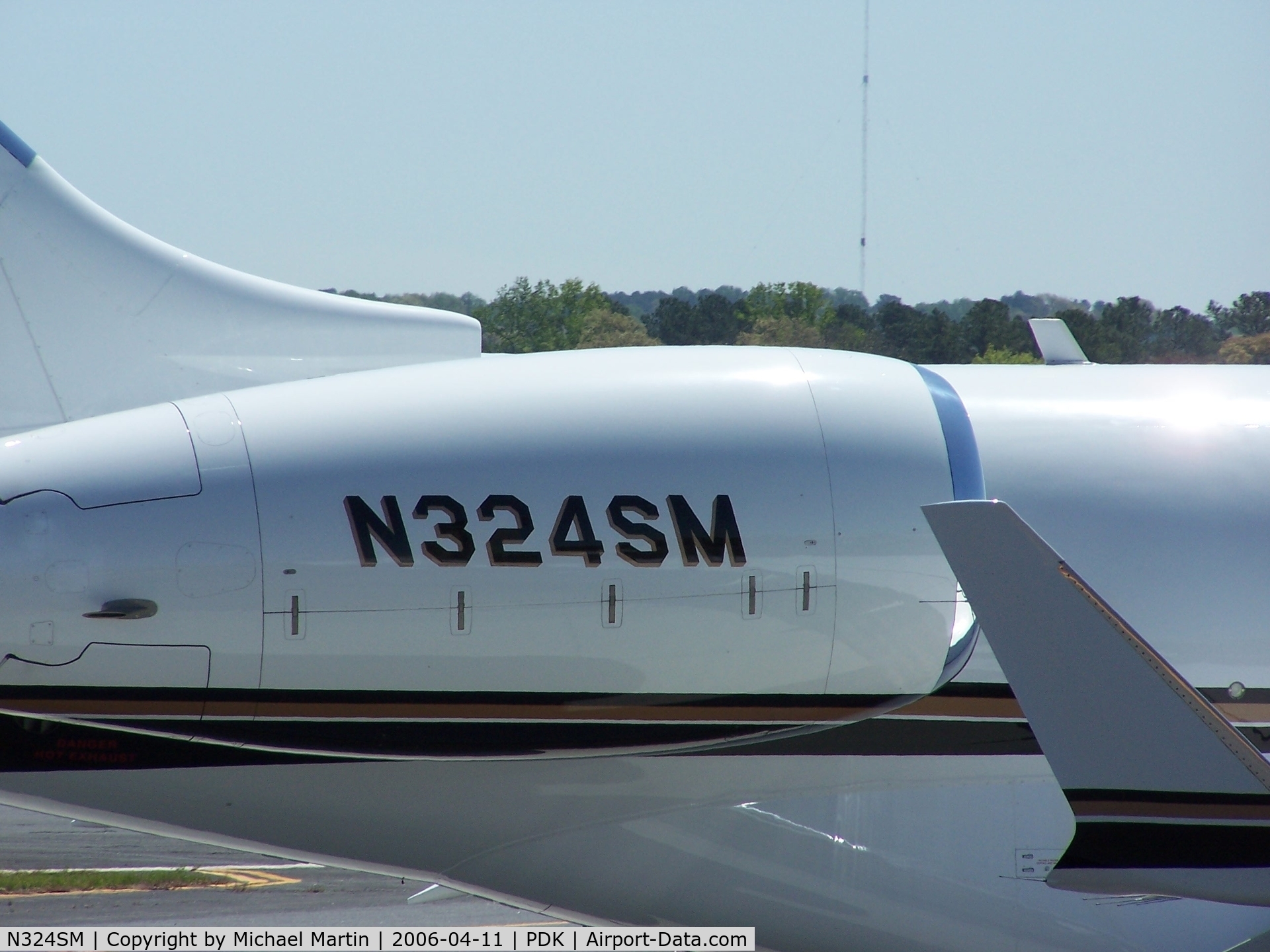 N324SM, 1999 Bombardier BD-700-1A10 Global Express C/N 9023, Tail Numbers