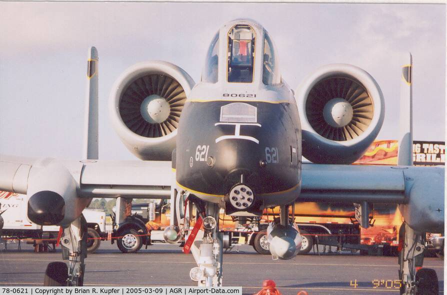 78-0621, 1978 Fairchild Republic A-10A Thunderbolt II C/N A10-0241, headon near