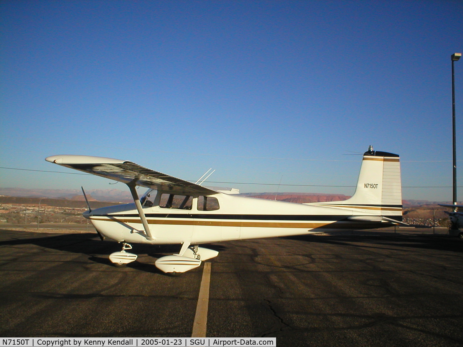 N7150T, 1959 Cessna 172 C/N 46750, Looking pretty with a fresh paint job
