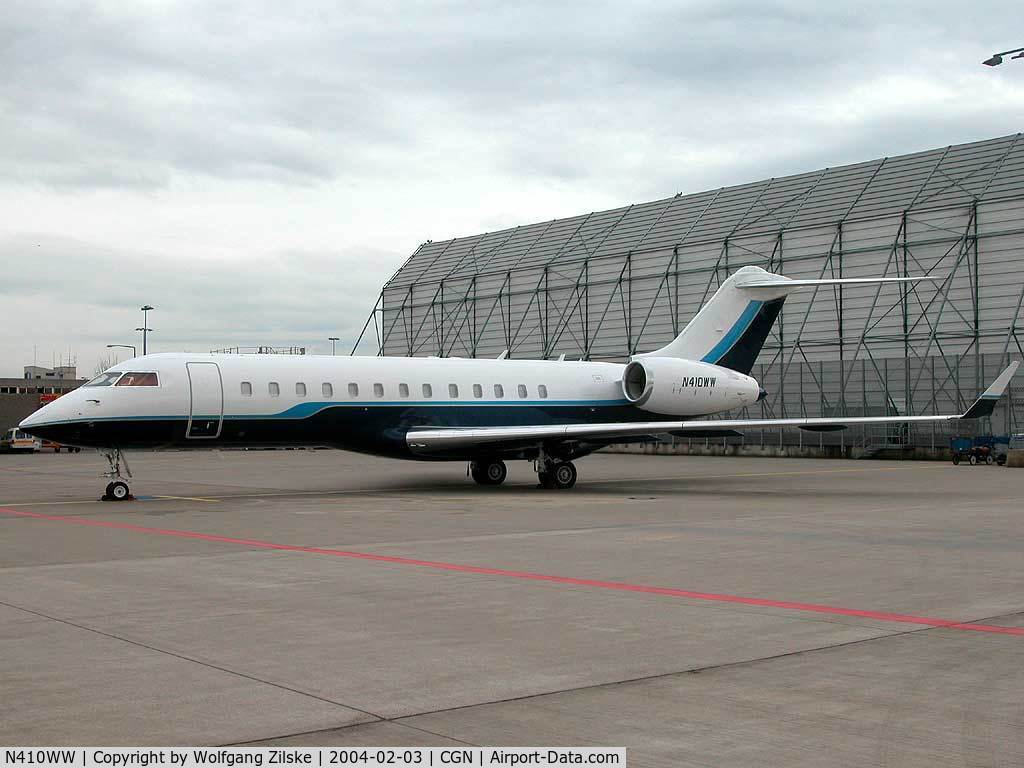 N410WW, 2000 Bombardier BD-700-1A10 Global Express C/N 9047, visitor