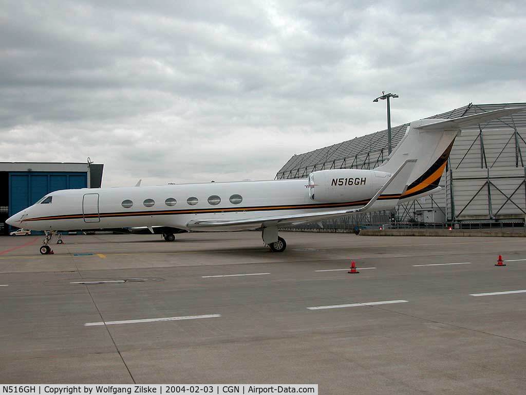 N516GH, 1998 Gulfstream Aerospace G-V C/N 553, visitor