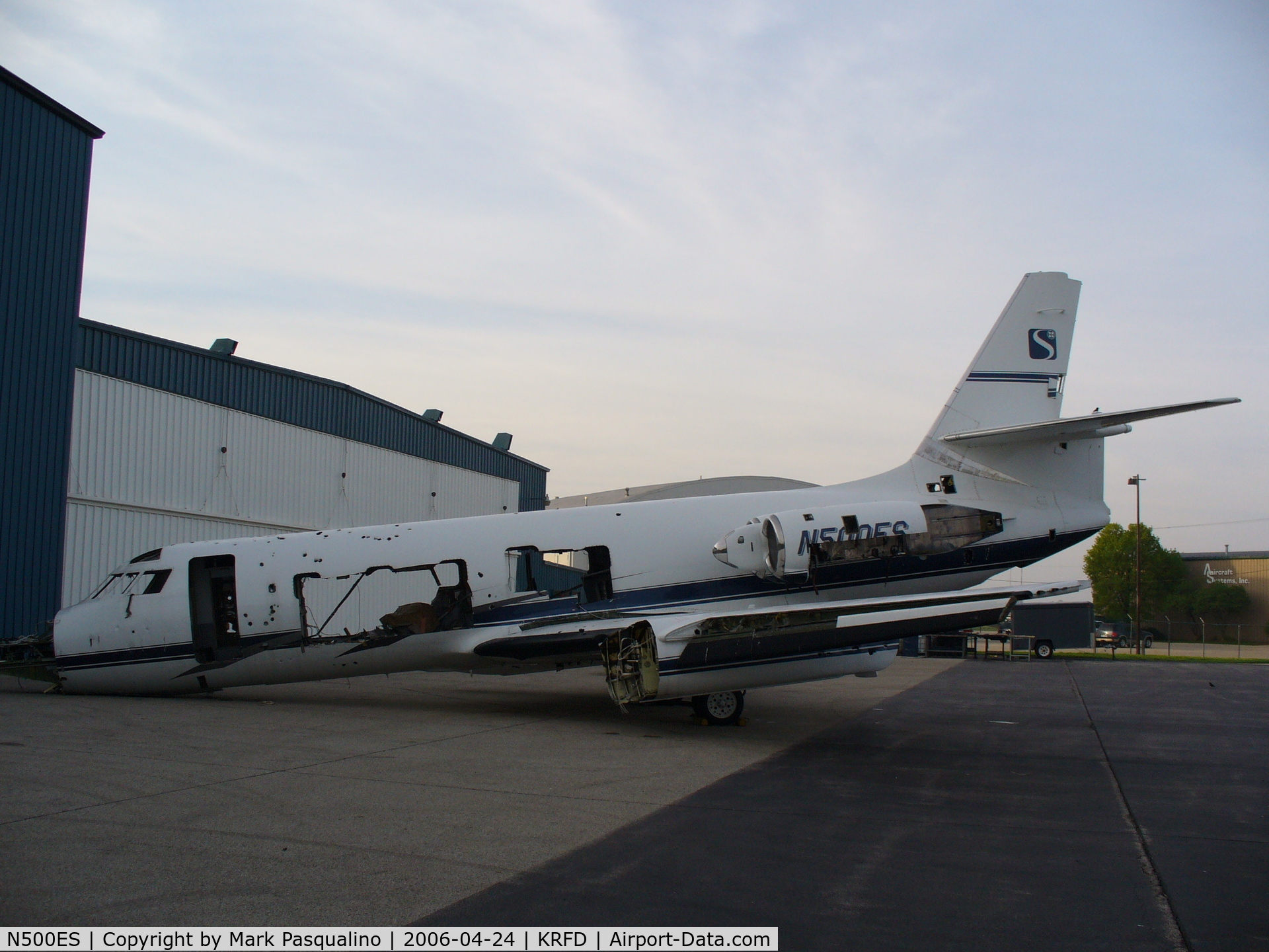 N500ES, 1966 Lockheed L-1329 Jetstar 731 C/N 5075, Being Scrapped