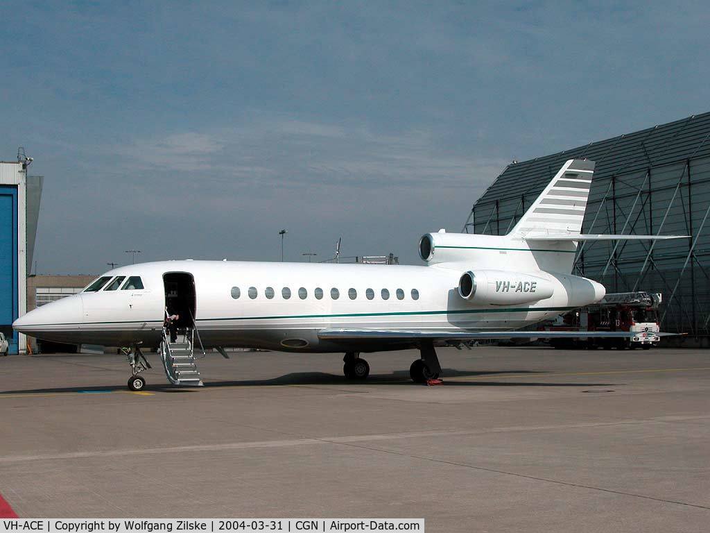 VH-ACE, 1988 Dassault-Breguet Falcon (Mystere) 900 C/N 37, visitor