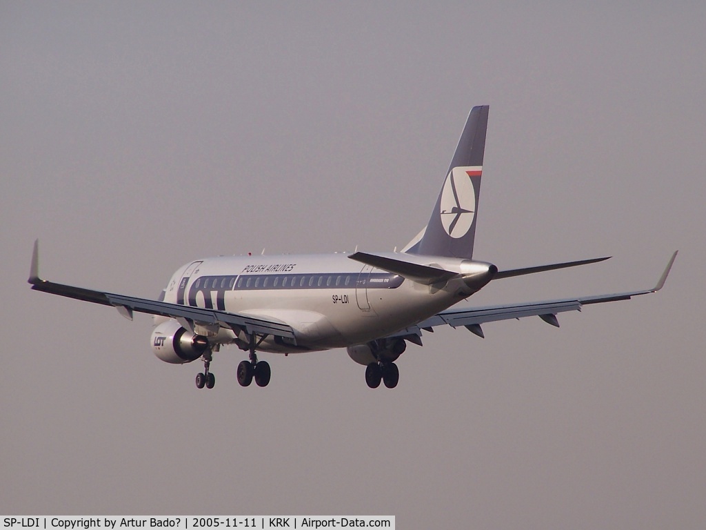 SP-LDI, 2005 Embraer 170LR (ERJ-170-100LR) C/N 17000073, Lot - landing on rwy 25