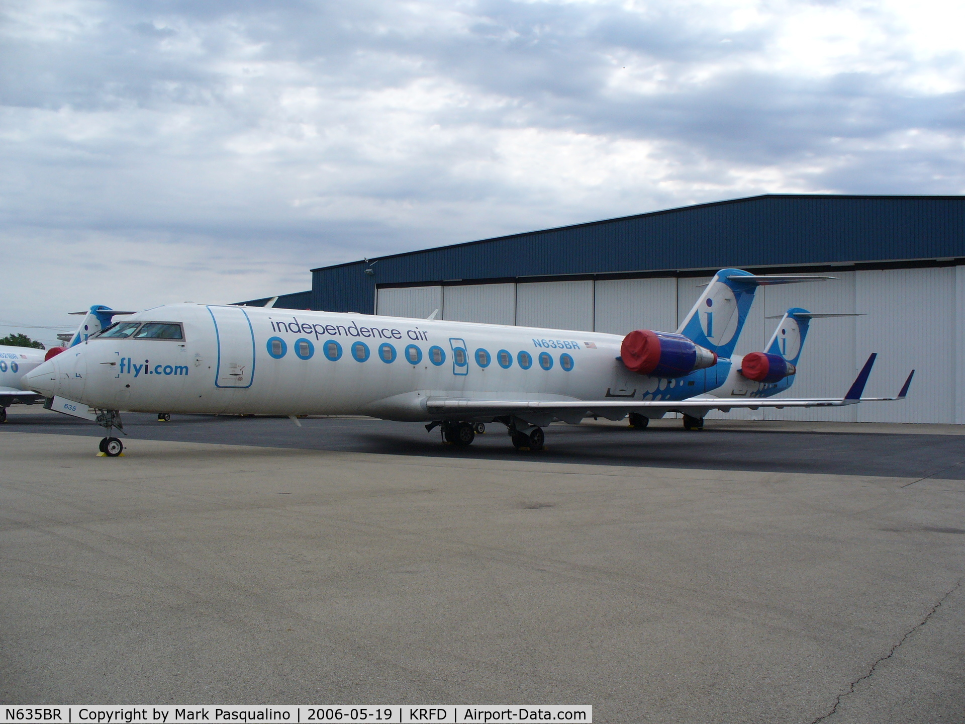 N635BR, 1999 Bombardier CRJ-200ER (CL-600-2B19) C/N 7295, CL-600-2B19