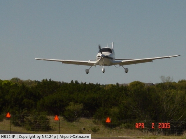 N8124P, 2003 Cirrus SR22 C/N 0651, Short final at Tierra Linda iRanch in Kerrville Texas.