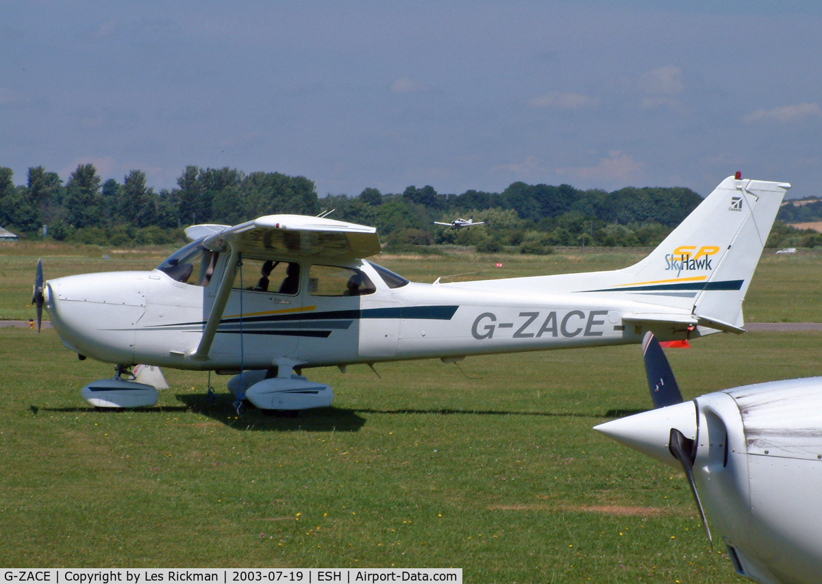 G-ZACE, 2001 Cessna 172S C/N 172S8808, Cessna 172S