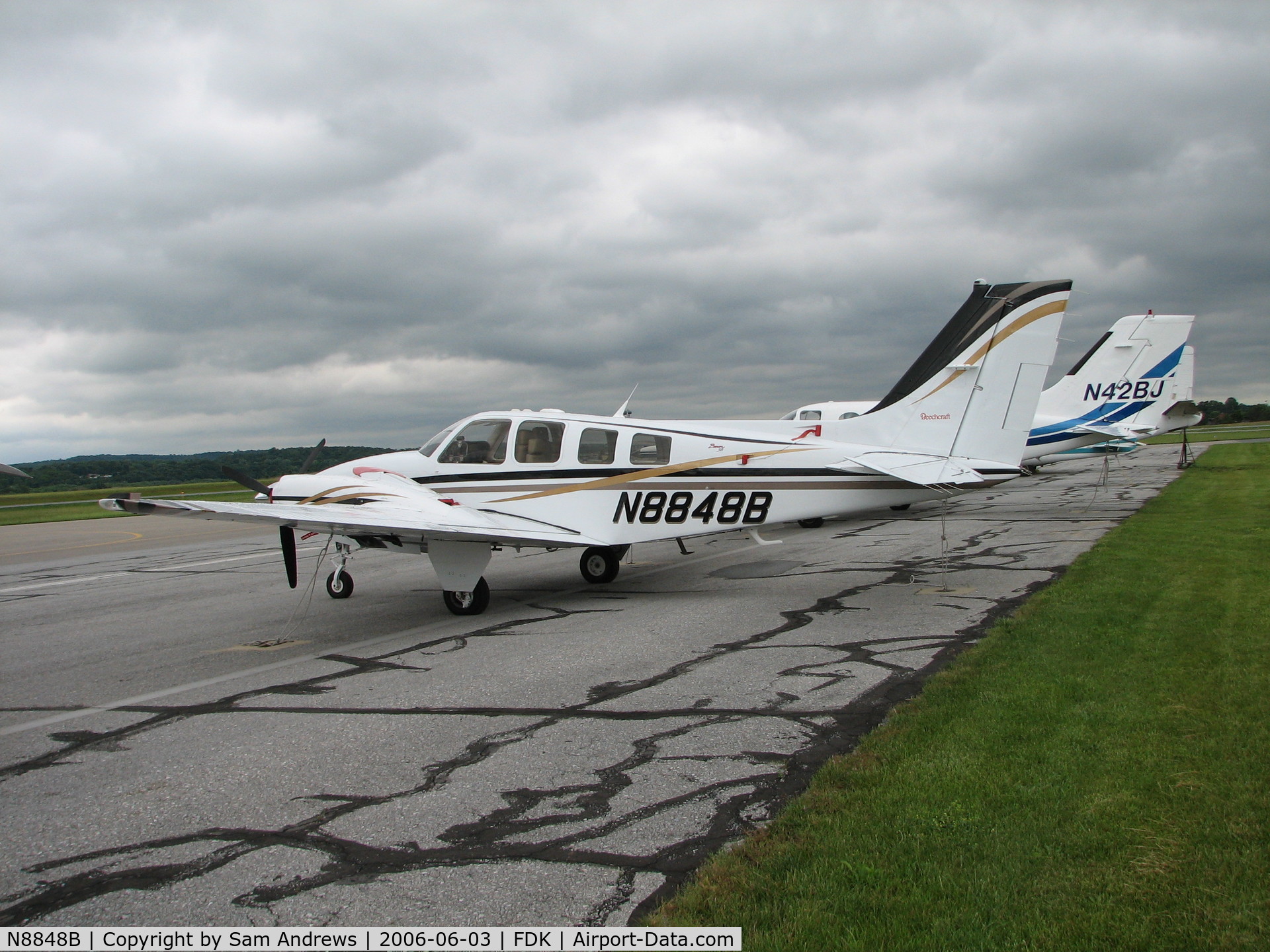 N8848B, 2002 Raytheon Aircraft Company 58 C/N TH-2034, FDK MD from OR for AOPA Fly-in 2006