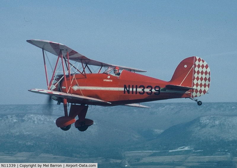 N11339, 1932 Great Lakes 2T-1A Sport Trainer C/N 252, Mel Barron at the controls
