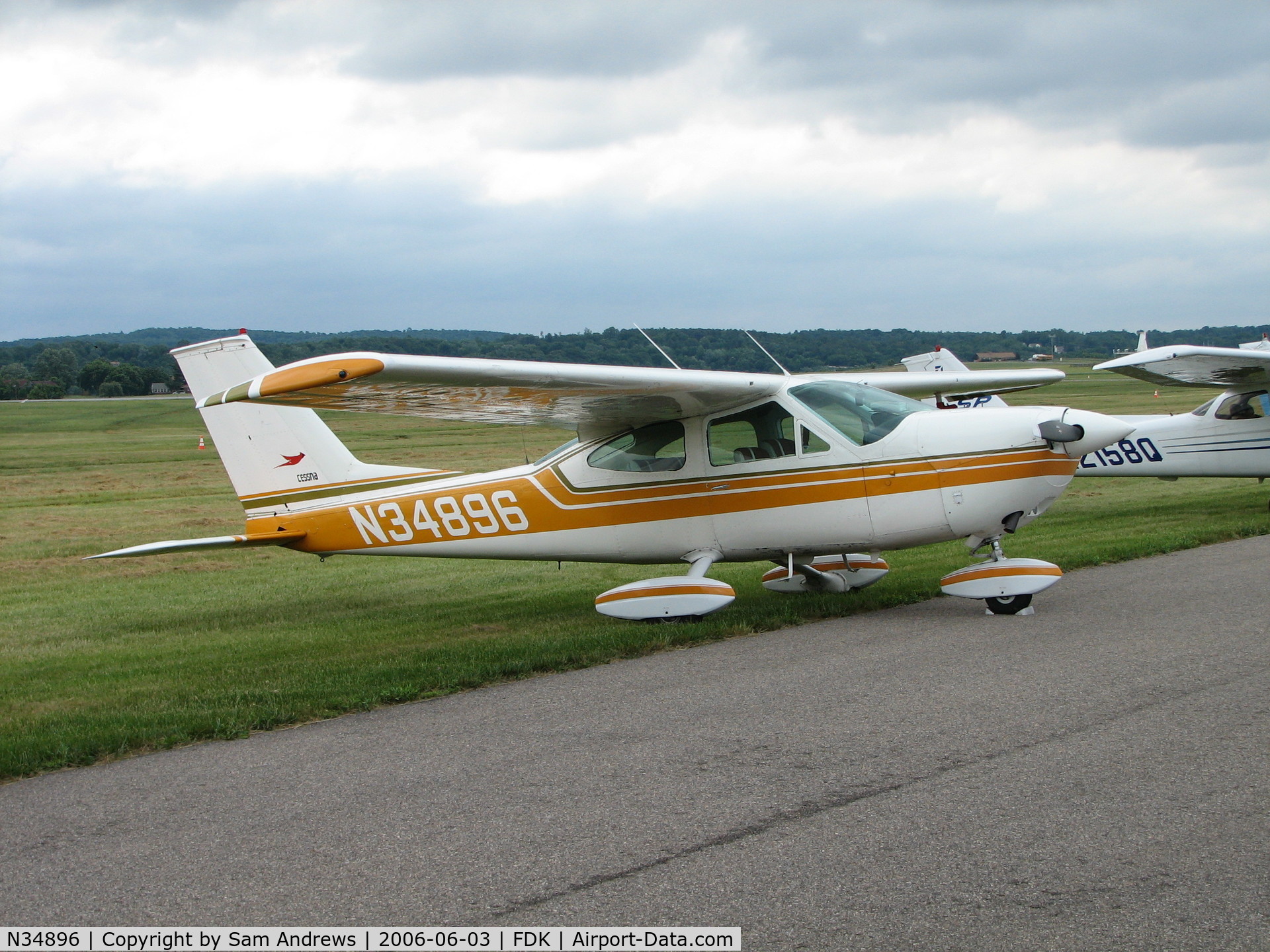 N34896, 1974 Cessna 177B Cardinal C/N 17702071, Definitely its better side