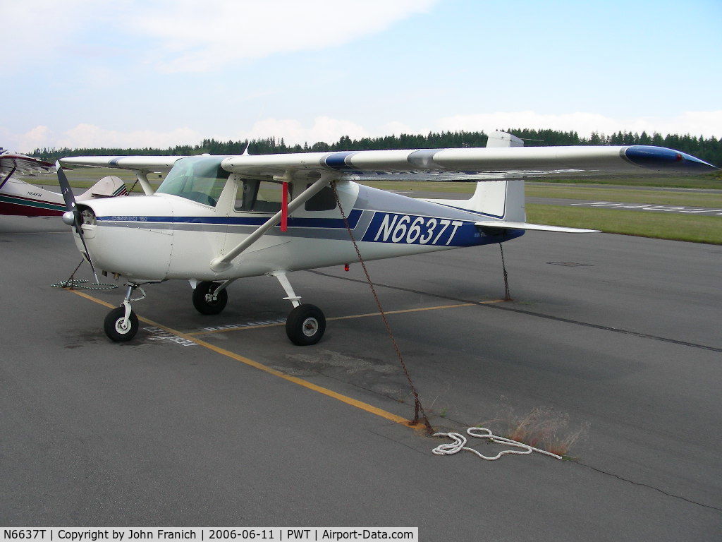 N6637T, Cessna 150A C/N 15059037, Lunch at PWT