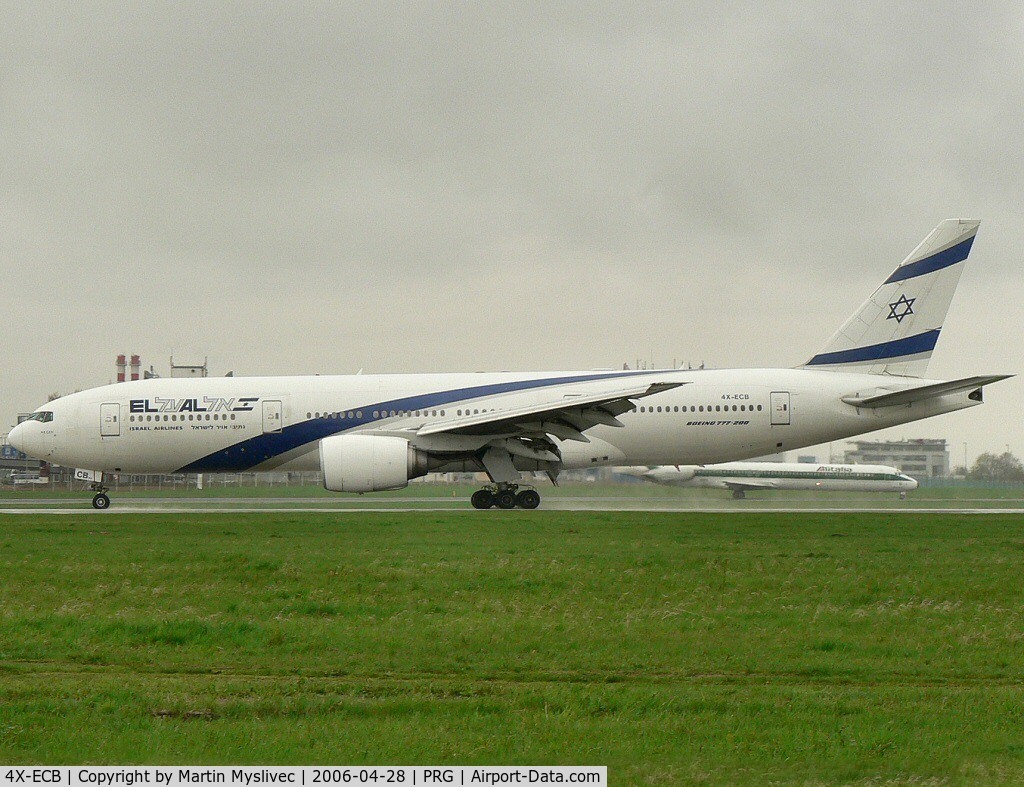 4X-ECB, 2001 Boeing 777-258/ER C/N 30832, Boeing 777-258(ER)