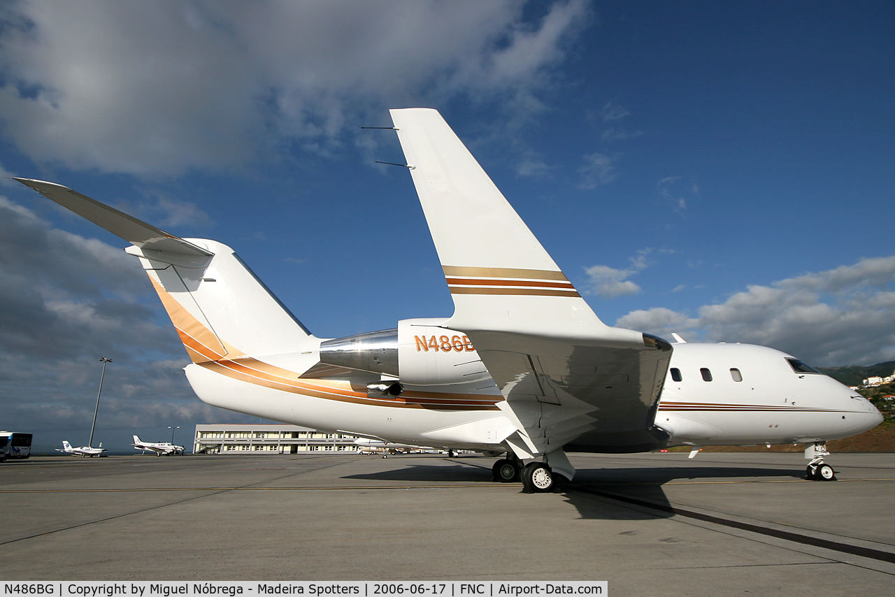 N486BG, Canadair Challenger 601-3A (CL-600-2B16) C/N 5133, First time in Madeira with a nice painting scheme