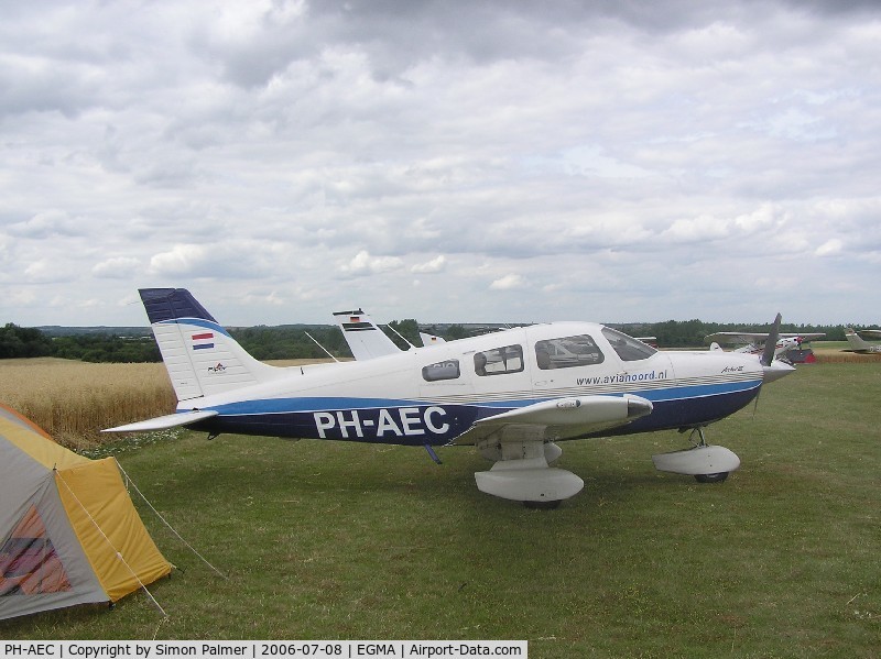 PH-AEC, 1996 Piper PA-28-181 Cherokee Archer III C/N 2843039, PA28 visiting Fowlmere