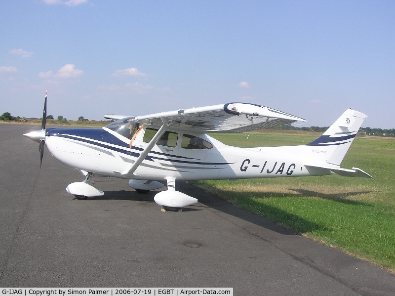 G-IJAG, 2005 Cessna 182T Skylane C/N 18281683, Cessna 182 Skylane visiting Turweston