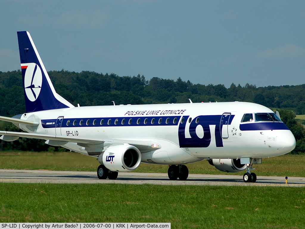 SP-LID, 2006 Embraer 175LR (ERJ-170-200LR) C/N 17000136, Lot