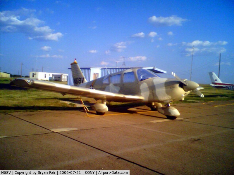 N68V, 1967 Piper PA-28-180 C/N 28-4552, Sunset