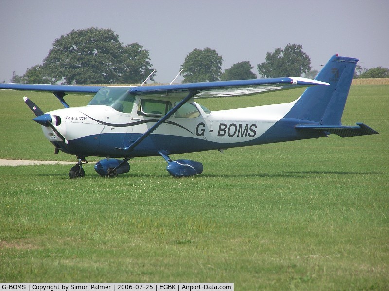 G-BOMS, 1978 Cessna 172N C/N 172-69448, Cessna 172N visiting Sywell