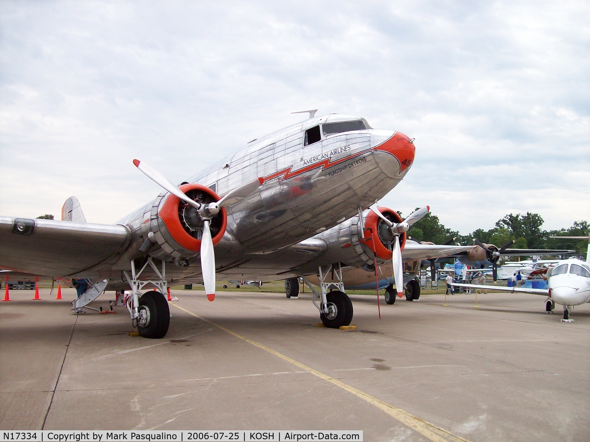 N17334, 1937 Douglas DC-3-178 C/N 1920, DC-3
